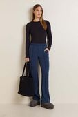 Softstreme Pintuck Mid-Rise Pant Regular